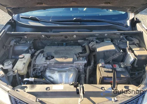 2015 Toyota Rav4 Xle z USA, uszkodzony, nr VIN JTMWFREV8FJ048673